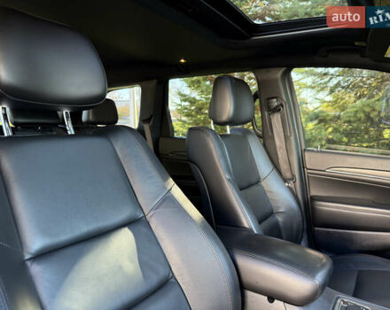 Белый Джип Гранд Чероки, объемом двигателя 3.6 л и пробегом 76 тыс. км за 27000 $, фото 19 на Automoto.ua