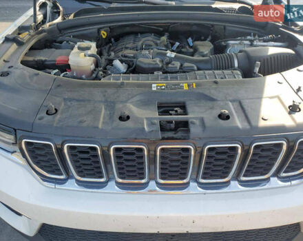 Белый Джип Гранд Чероки, объемом двигателя 0 л и пробегом 69 тыс. км за 25200 $, фото 11 на Automoto.ua