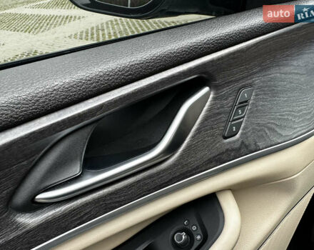 Білий Джип Grand Cherokee, об'ємом двигуна 2 л та пробігом 39 тис. км за 45500 $, фото 27 на Automoto.ua