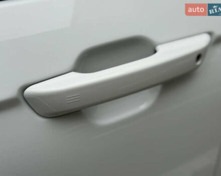 Белый Джип Гранд Чероки, объемом двигателя 3.6 л и пробегом 50 тыс. км за 42000 $, фото 4 на Automoto.ua