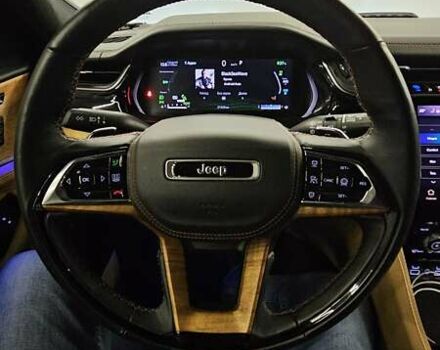 Білий Джип Grand Cherokee, об'ємом двигуна 2 л та пробігом 21 тис. км за 62000 $, фото 51 на Automoto.ua