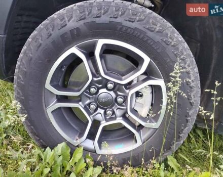Білий Джип Grand Cherokee, об'ємом двигуна 2 л та пробігом 32 тис. км за 49999 $, фото 23 на Automoto.ua