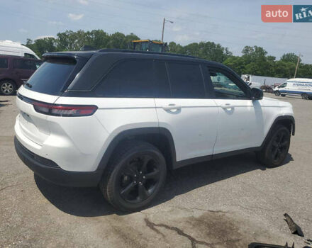 Белый Джип Гранд Чероки, объемом двигателя 3.6 л и пробегом 73 тыс. км за 16400 $, фото 2 на Automoto.ua