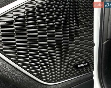 Білий Джип Grand Cherokee, об'ємом двигуна 2 л та пробігом 44 тис. км за 49500 $, фото 36 на Automoto.ua