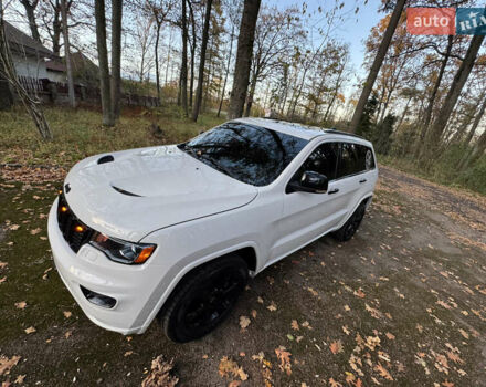 Білий Джип Grand Cherokee, об'ємом двигуна 3.6 л та пробігом 38 тис. км за 32000 $, фото 5 на Automoto.ua