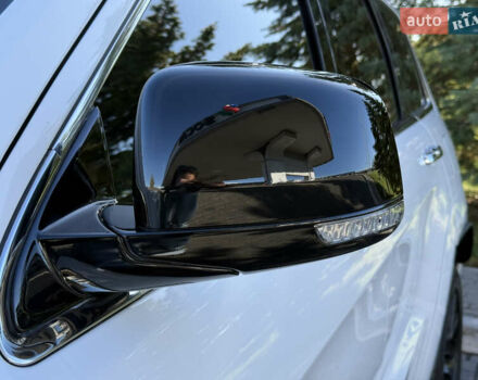 Белый Джип Гранд Чероки, объемом двигателя 3.6 л и пробегом 76 тыс. км за 27000 $, фото 10 на Automoto.ua