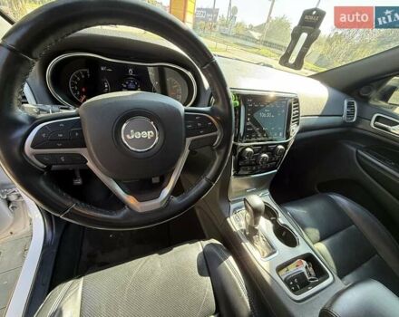 Білий Джип Grand Cherokee, об'ємом двигуна 3.6 л та пробігом 70 тис. км за 26950 $, фото 3 на Automoto.ua