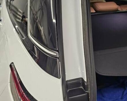 Білий Джип Grand Cherokee, об'ємом двигуна 2 л та пробігом 21 тис. км за 62000 $, фото 16 на Automoto.ua