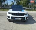 Білий Джип Grand Cherokee, об'ємом двигуна 2 л та пробігом 32 тис. км за 49999 $, фото 1 на Automoto.ua