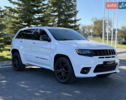 Белый Джип Гранд Чероки, объемом двигателя 3.6 л и пробегом 76 тыс. км за 27000 $, фото 1 на Automoto.ua