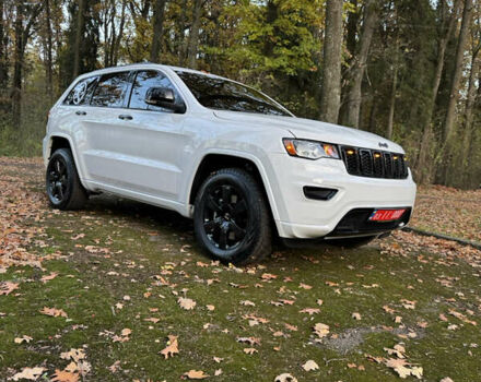 Білий Джип Grand Cherokee, об'ємом двигуна 3.6 л та пробігом 38 тис. км за 32000 $, фото 2 на Automoto.ua
