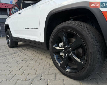 Белый Джип Гранд Чероки, объемом двигателя 3.6 л и пробегом 63 тыс. км за 39500 $, фото 8 на Automoto.ua