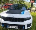 Білий Джип Grand Cherokee, об'ємом двигуна 2 л та пробігом 32 тис. км за 49999 $, фото 1 на Automoto.ua