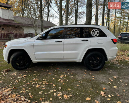 Білий Джип Grand Cherokee, об'ємом двигуна 3.6 л та пробігом 38 тис. км за 32000 $, фото 8 на Automoto.ua