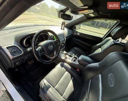 Білий Джип Grand Cherokee, об'ємом двигуна 3.6 л та пробігом 70 тис. км за 26950 $, фото 5 на Automoto.ua
