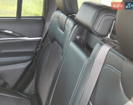 Білий Джип Grand Cherokee, об'ємом двигуна 2 л та пробігом 32 тис. км за 49999 $, фото 11 на Automoto.ua