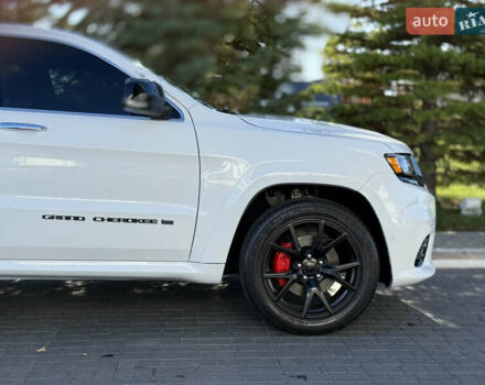 Белый Джип Гранд Чероки, объемом двигателя 3.6 л и пробегом 76 тыс. км за 27000 $, фото 31 на Automoto.ua