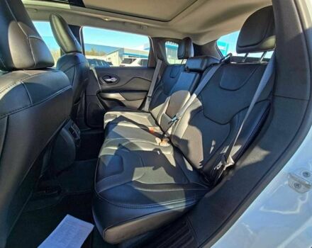 Білий Джип Grand Cherokee, об'ємом двигуна 0 л та пробігом 35 тис. км за 20000 $, фото 8 на Automoto.ua