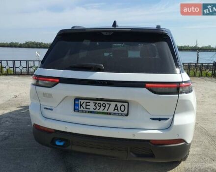 Білий Джип Grand Cherokee, об'ємом двигуна 2 л та пробігом 32 тис. км за 49999 $, фото 9 на Automoto.ua