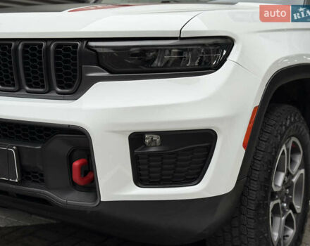 Белый Джип Гранд Чероки, объемом двигателя 3.6 л и пробегом 50 тыс. км за 42000 $, фото 2 на Automoto.ua