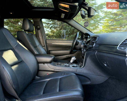 Белый Джип Гранд Чероки, объемом двигателя 3.6 л и пробегом 76 тыс. км за 27000 $, фото 18 на Automoto.ua