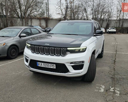 Білий Джип Grand Cherokee, об'ємом двигуна 2 л та пробігом 21 тис. км за 62000 $, фото 5 на Automoto.ua