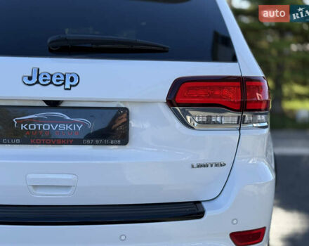 Белый Джип Гранд Чероки, объемом двигателя 3.6 л и пробегом 76 тыс. км за 27000 $, фото 29 на Automoto.ua
