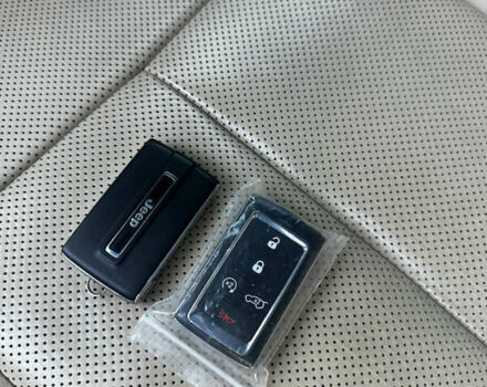 Білий Джип Grand Cherokee, об'ємом двигуна 2 л та пробігом 39 тис. км за 45500 $, фото 14 на Automoto.ua