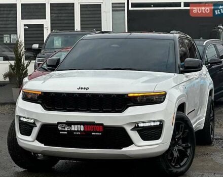 Білий Джип Grand Cherokee, об'ємом двигуна 2 л та пробігом 44 тис. км за 49500 $, фото 1 на Automoto.ua