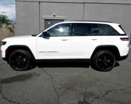 Белый Джип Гранд Чероки, объемом двигателя 3.6 л и пробегом 18 тыс. км за 6500 $, фото 6 на Automoto.ua