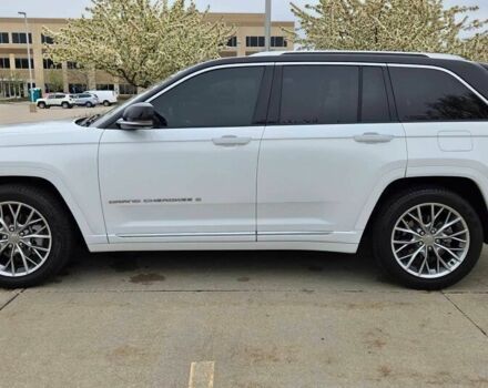 Білий Джип Grand Cherokee, об'ємом двигуна 3.6 л та пробігом 13 тис. км за 27200 $, фото 3 на Automoto.ua