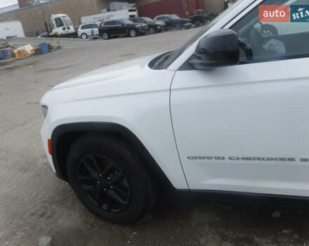 Белый Джип Гранд Чероки, объемом двигателя 3.6 л и пробегом 49 тыс. км за 27000 $, фото 35 на Automoto.ua