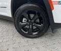Джип Гранд Чероки 2024 в Виннице на Automoto.ua Белый Джип Гранд Чероки, объемом двигателя 3.6 л и пробегом 1 тыс. км за 47999 $, фото 3 на Automoto.ua
