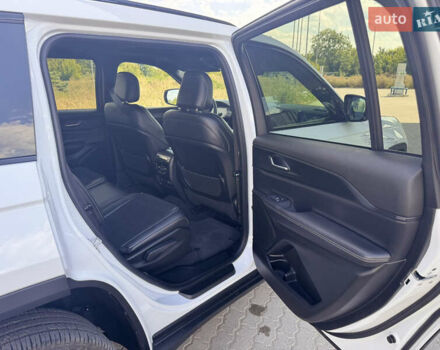 Білий Джип Grand Cherokee, об'ємом двигуна 3.6 л та пробігом 1 тис. км за 44500 $, фото 9 на Automoto.ua