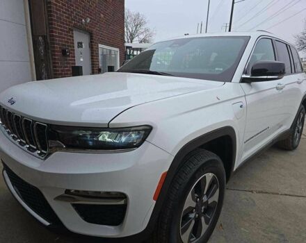 Білий Джип Grand Cherokee, об'ємом двигуна 0 л та пробігом 40 тис. км за 40000 $, фото 1 на Automoto.ua