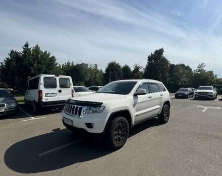 Білий Джип Grand Cherokee, об'ємом двигуна 2.99 л та пробігом 418 тис. км за 13500 $, фото 1 на Automoto.ua