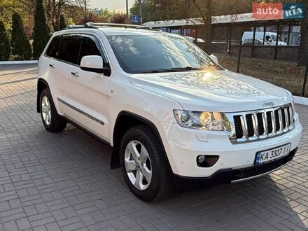 Білий Джип Grand Cherokee, об'ємом двигуна 2.99 л та пробігом 97 тис. км за 14400 $, фото 1 на Automoto.ua