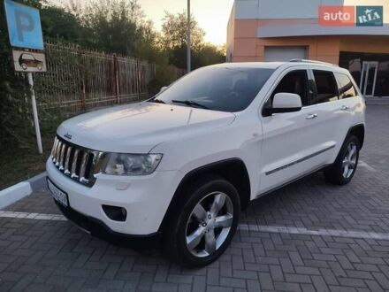 Джип Grand Cherokee 2011 у Дніпро (Дніпропетровську) на Automoto.ua Білий Джип Grand Cherokee, об'ємом двигуна 2.99 л та пробігом 285 тис. км за 11800 $, фото 1 на Automoto.ua