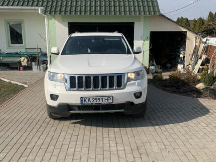 Білий Джип Grand Cherokee, об'ємом двигуна 2.99 л та пробігом 258 тис. км за 13500 $, фото 1 на Automoto.ua