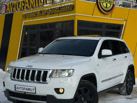 Белый Джип Гранд Чероки, объемом двигателя 2.99 л и пробегом 239 тыс. км за 16700 $, фото 1 на Automoto.ua