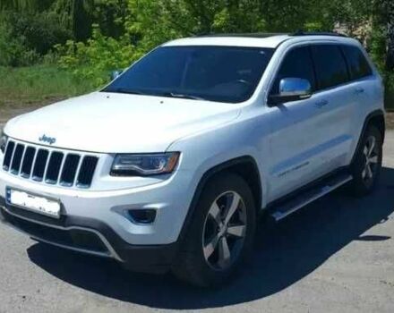 Белый Джип Гранд Чероки, объемом двигателя 3 л и пробегом 180 тыс. км за 10000 $, фото 1 на Automoto.ua