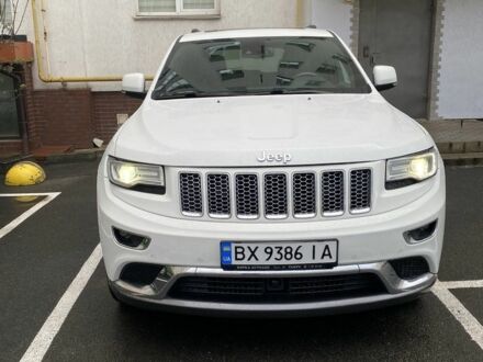 Білий Джип Grand Cherokee, об'ємом двигуна 3 л та пробігом 251 тис. км за 17000 $, фото 1 на Automoto.ua