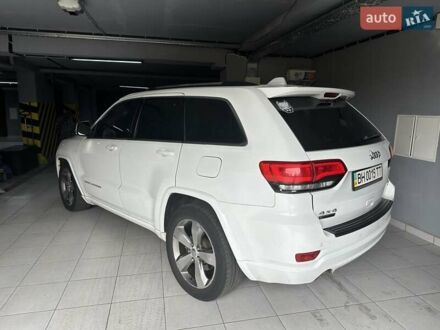 Джип Гранд Чероки 2013 в Киеве на Automoto.ua Белый Джип Гранд Чероки, объемом двигателя 2.99 л и пробегом 263 тыс. км за 20072 $, фото 1 на Automoto.ua