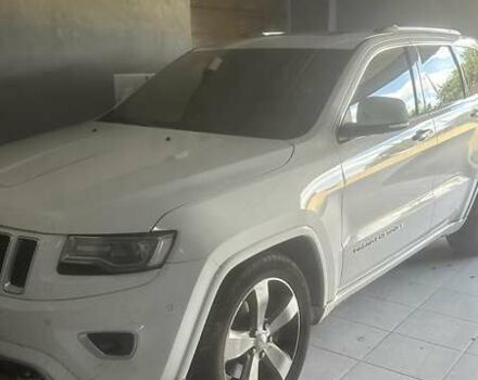 Білий Джип Grand Cherokee, об'ємом двигуна 2.99 л та пробігом 260 тис. км за 20057 $, фото 1 на Automoto.ua
