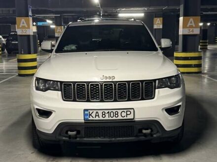 Белый Джип Гранд Чероки, объемом двигателя 3.6 л и пробегом 246 тыс. км за 20499 $, фото 1 на Automoto.ua