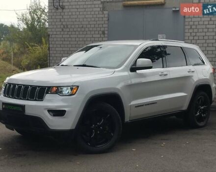 Білий Джип Grand Cherokee, об'ємом двигуна 3.6 л та пробігом 165 тис. км за 23390 $, фото 1 на Automoto.ua