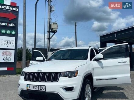 Белый Джип Гранд Чероки, объемом двигателя 3.6 л и пробегом 102 тыс. км за 20900 $, фото 1 на Automoto.ua