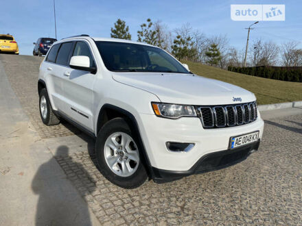 Білий Джип Grand Cherokee, об'ємом двигуна 3.6 л та пробігом 74 тис. км за 23000 $, фото 1 на Automoto.ua