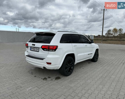 Білий Джип Grand Cherokee, об'ємом двигуна 3.6 л та пробігом 134 тис. км за 18500 $, фото 1 на Automoto.ua