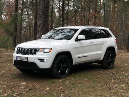 Белый Джип Гранд Чероки, объемом двигателя 3.6 л и пробегом 166 тыс. км за 22700 $, фото 1 на Automoto.ua